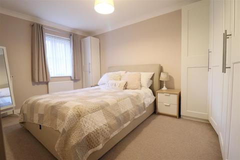 14 Cherry Avenue, Hessle, HU13 0QT