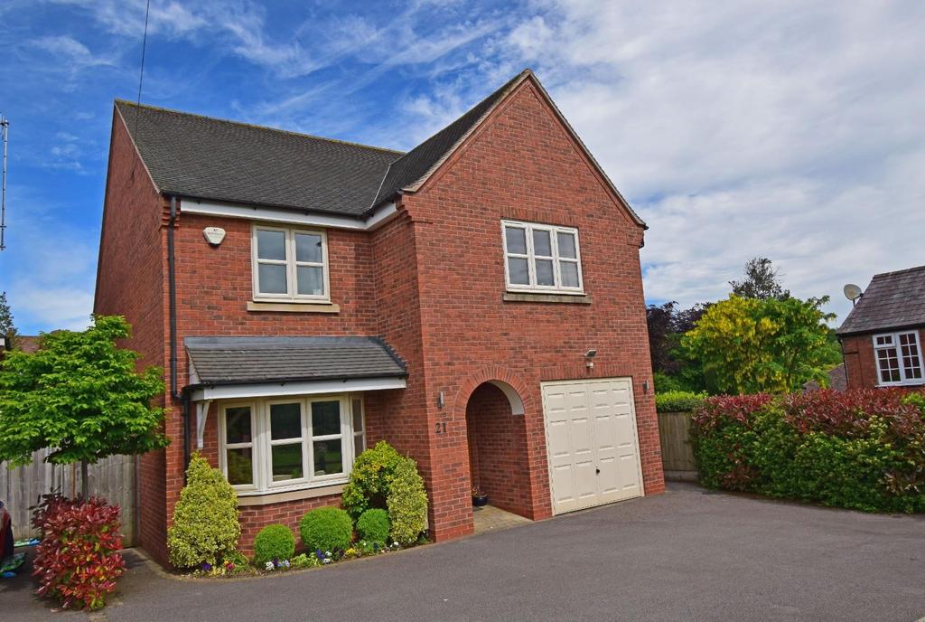 21 Staple Flat, Lickey End... 4 bed detached house £575,000