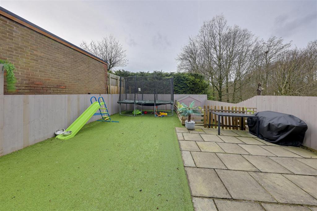 Cherry Tree Way, Helmshore, Rossendale 3 bed semidetached house £280,000