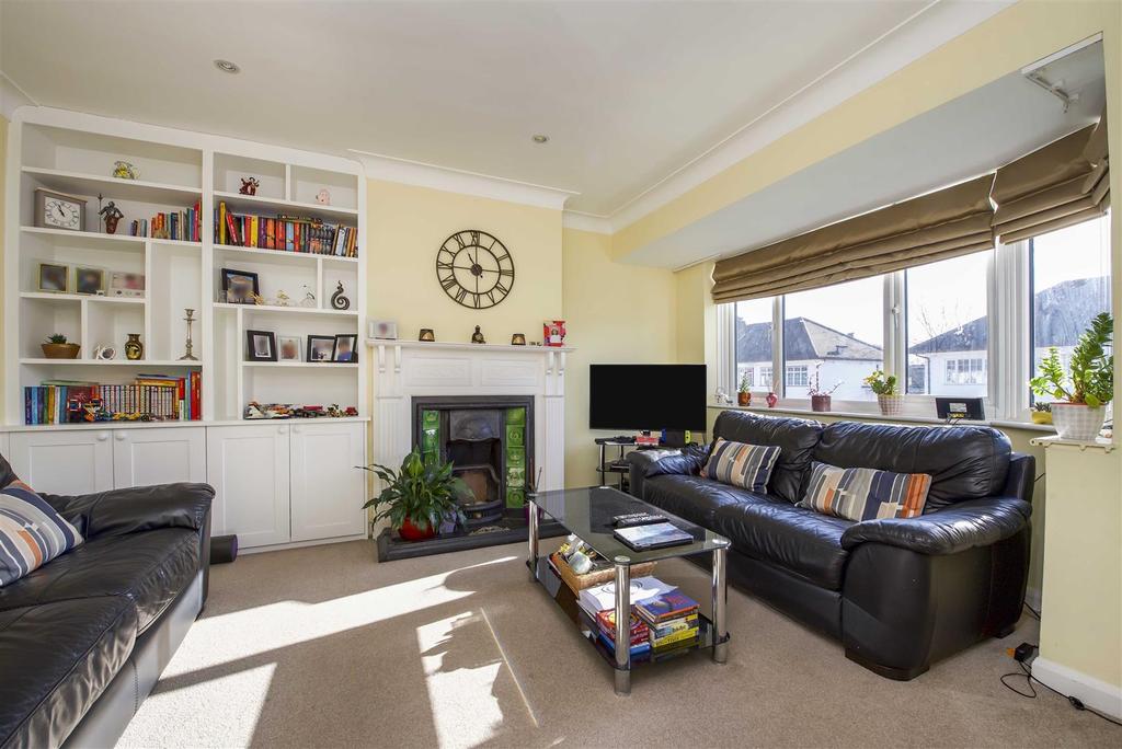 Fulwood Gardens, Twickenham 3 bed £575,000
