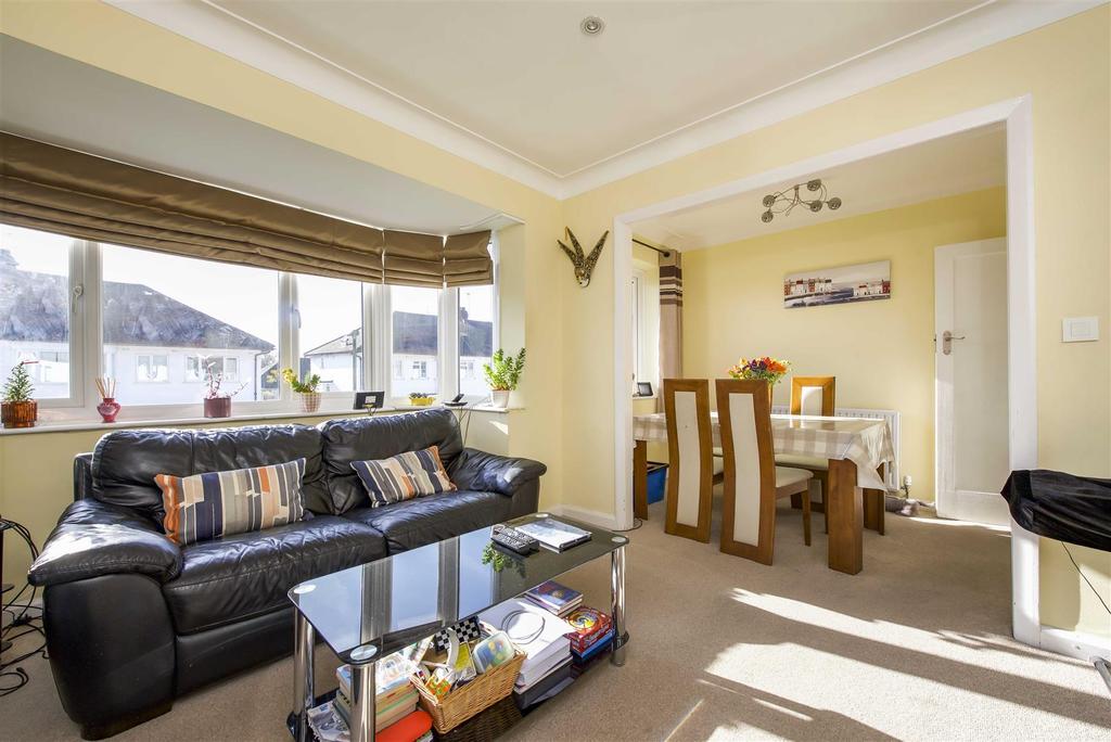 Fulwood Gardens, Twickenham 3 bed £575,000