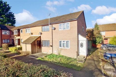 16 Denmead, Two Mile Ash, Milton Keynes, MK8 8HY