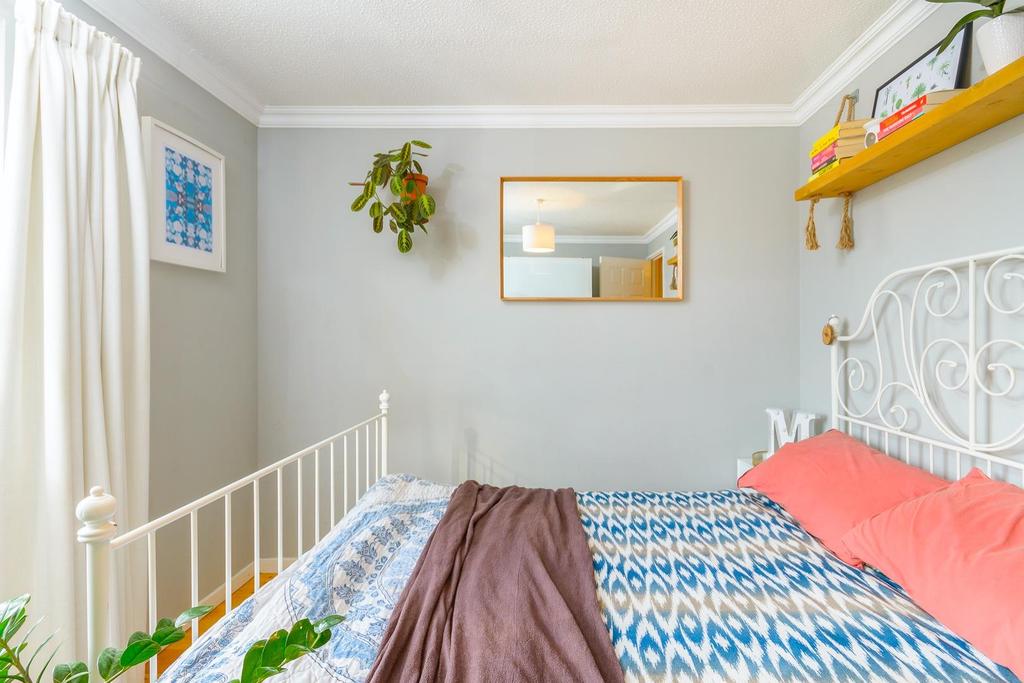 ESOLCTFORCXOF62 - Bedroom D.jpg