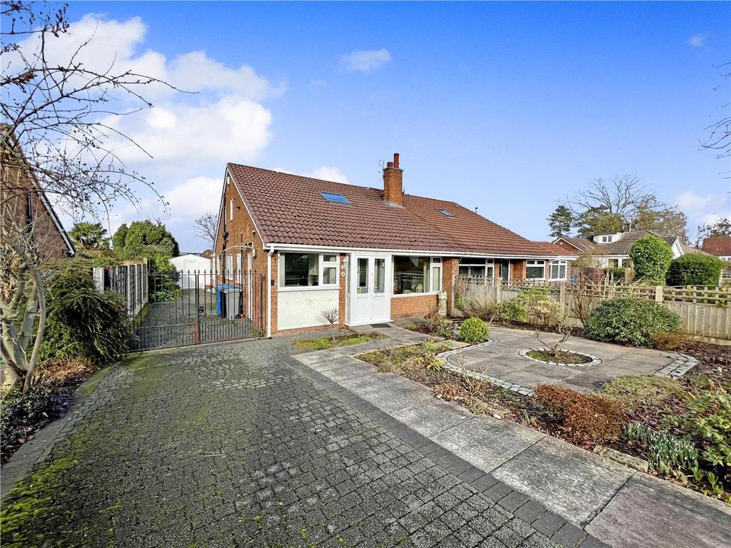 Woburn Drive, Hale, Altrincham 4 bed bungalow £525,000