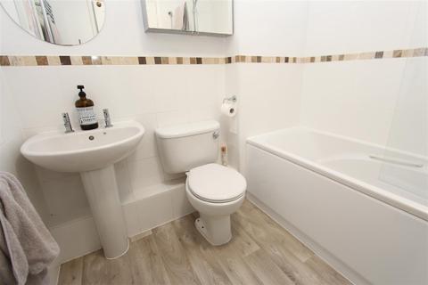 24 The Croft, London, E4 6EZ