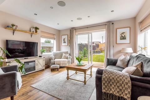 17 Downsview Road, Portslade, Brighton, BN41 2HQ