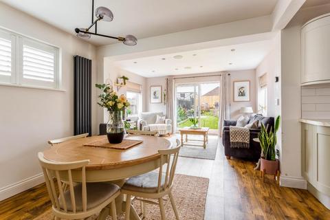 17 Downsview Road, Portslade, Brighton, BN41 2HQ