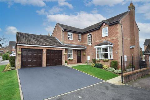 28 Cotswold Drive, Wellingborough, NN8 2JB