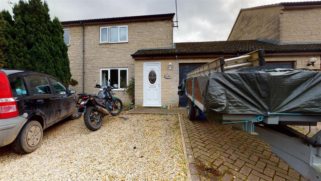 Chapel Lawns, Clandown, Radstock 2 bed house £225,000