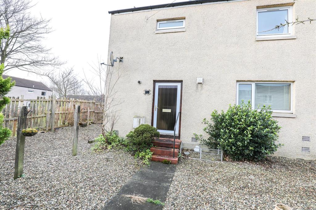 Cluny Place, Glenrothes 3 bed end of terrace house £99,995