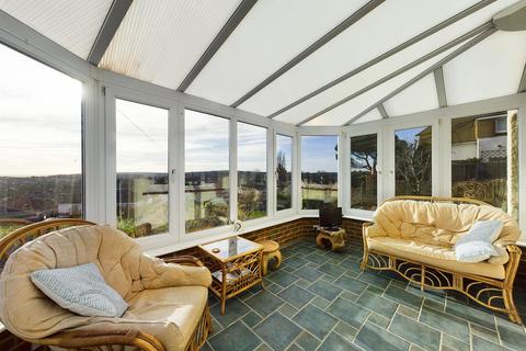 108 Broom Hill Road, Rochester, ME2 3LF