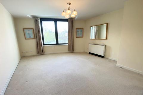 2 bedroom apartment for sale - Balmoral House, Pavilion Way, Macclesfield