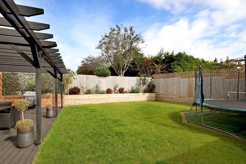 Oberhausen Brindle Lane, Forty Green, Beaconsfield, HP9 1XT