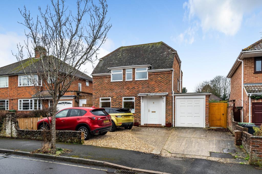 Basingstoke, Hampshire, RG21 3 bed detached house £650,000