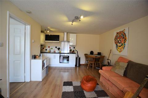 14 Hodges Close, Bagshot, GU19 5QS