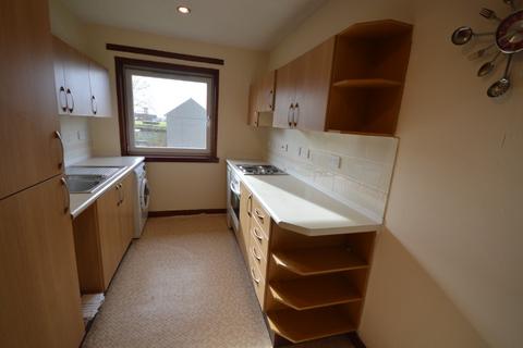2 bedroom flat to rent, Charleston Drive, West End, Dundee, DD2