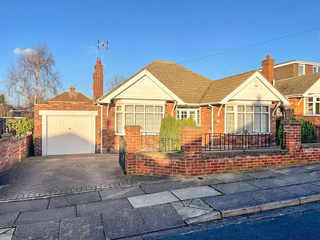 Thirkleby Crescent, Grimsby, NE... 3 bed bungalow £245,000