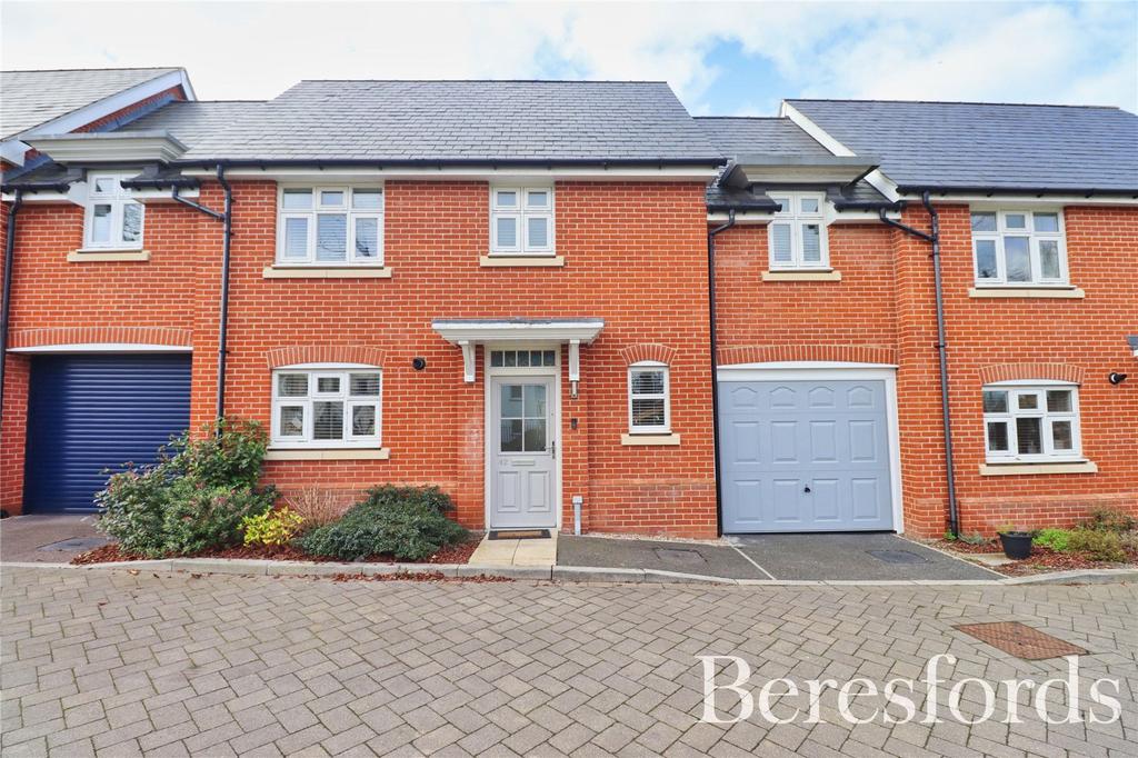 Grace Bartlett Gardens, Chelmsford, CM2 3 bed terraced house £465,000