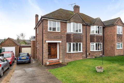 43 Hillside Road, Marlow, SL7 3JX