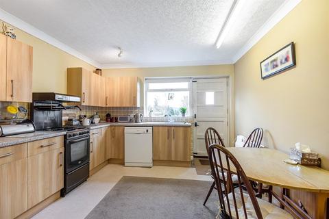 43 Hillside Road, Marlow, SL7 3JX