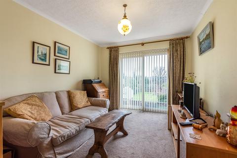 43 Hillside Road, Marlow, SL7 3JX