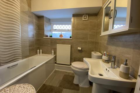 23 Amelia Terrace, Llwynypia, Tonypandy, CF40 2HR