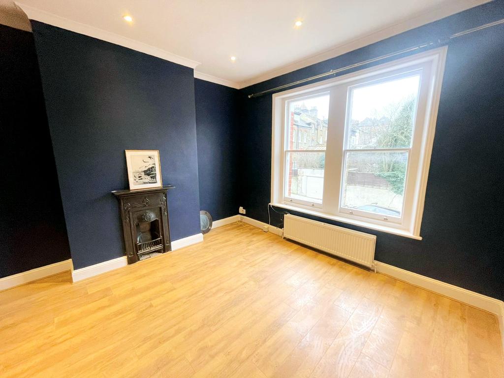 Langdon Park Road, Highgate, N6 2 bed apartment £1,950 pcm (£450 pw)