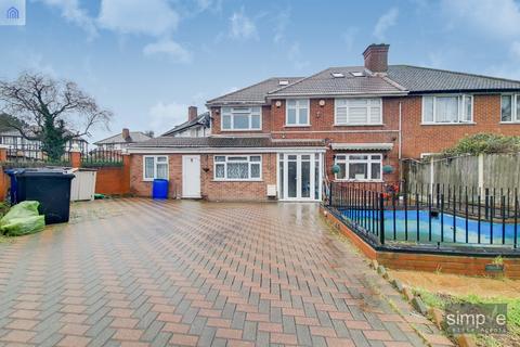 81 Ferrymead Gardens, Greenford, UB6 9NH