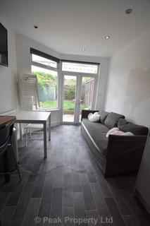 5 bedroom house share to rent - ONLY ONE ROOM AVAILABLE!   - St. Anns Road, Southend On Sea