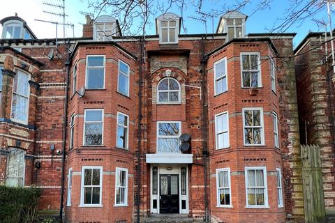2 bedroom flat to rent - Princes Avenue, Hull HU5