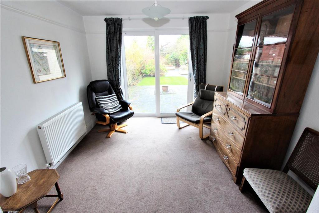 Dining/Family Room