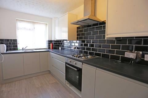 2 bedroom flat to rent, Norton Road, Dagenham, RM10