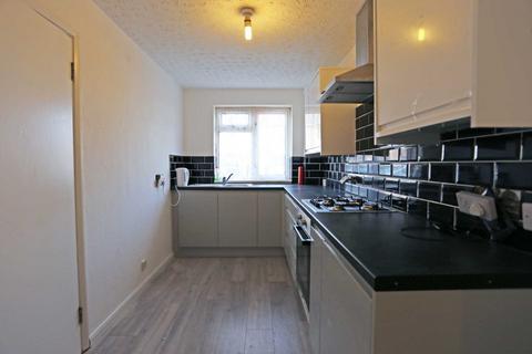 2 bedroom flat to rent, Norton Road, Dagenham, RM10