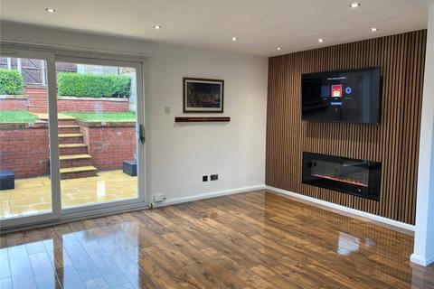 22 Bell Close, Stafford, ST16 3NJ