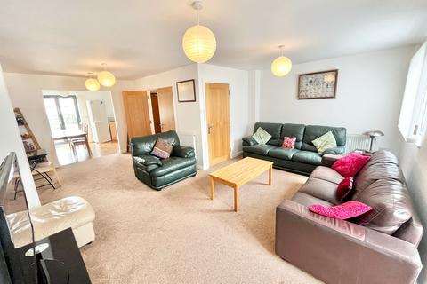 4 bedroom townhouse to rent, St. Catherines Court, Maritime Quarter, Swansea, SA1 1SD