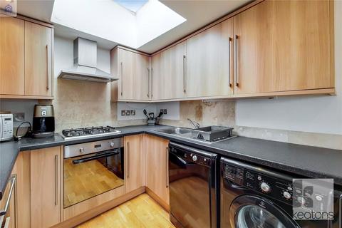 3 bedroom flat for sale, Blackheath Road, Deptford, London, SE10