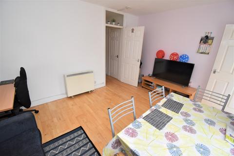 1 bedroom flat for sale, Redberry Court, Charlotte Street, CV31 3EB