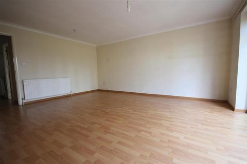 61 Sutherland Close, Whitehill, Bordon, GU35 9RE