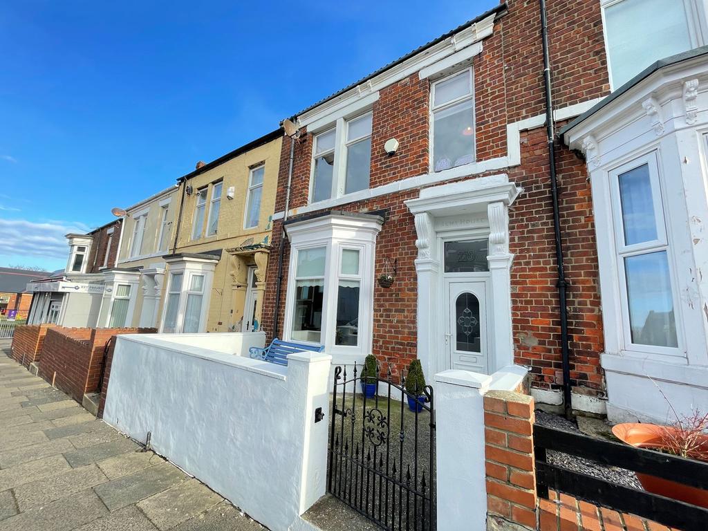 Baring Street, Lawe Top, South Shields, Tyne and Wear, NE33 2BA 5 bed