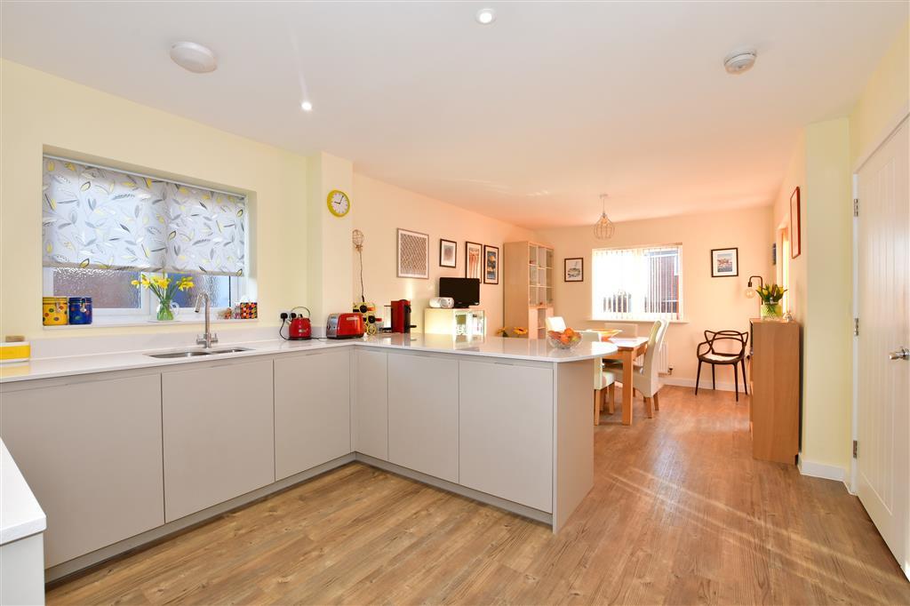 Hop Pocket Way, Headcorn, Ashford, Kent 3 bed detached house £475,000