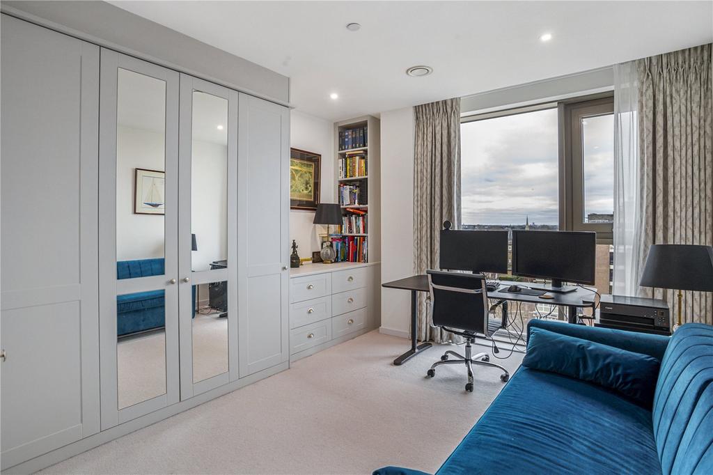 Study / Bedroom
