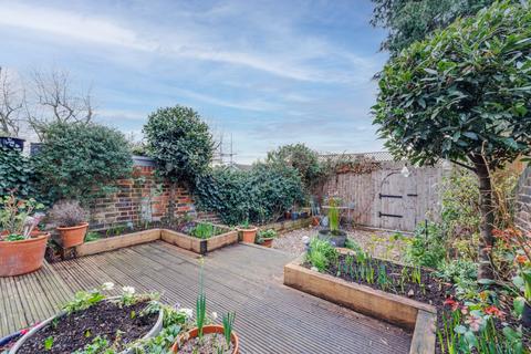 125a Mortimer Road, London, NW10 5TN