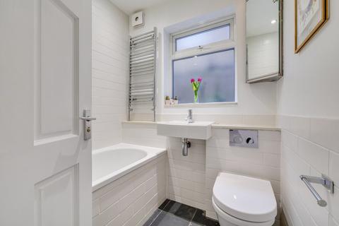 125a Mortimer Road, London, NW10 5TN