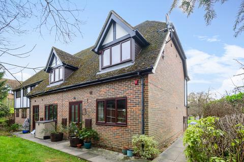1 bedroom end of terrace house for sale, Broad Ha'penny, Wrecclesham, Farnham, Surrey, GU10