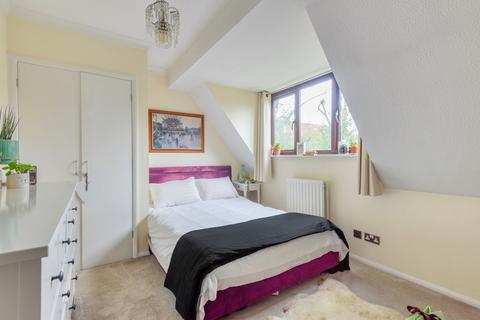 1 bedroom end of terrace house for sale, Broad Ha'penny, Wrecclesham, Farnham, Surrey, GU10