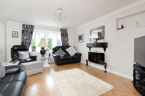 10 Elizabeth Drive, Capel Le Ferne, Folkestone, CT18 7NA