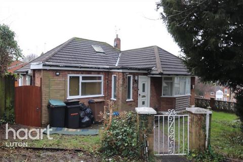 3 bedroom bungalow to rent, Hitchin Road, Luton