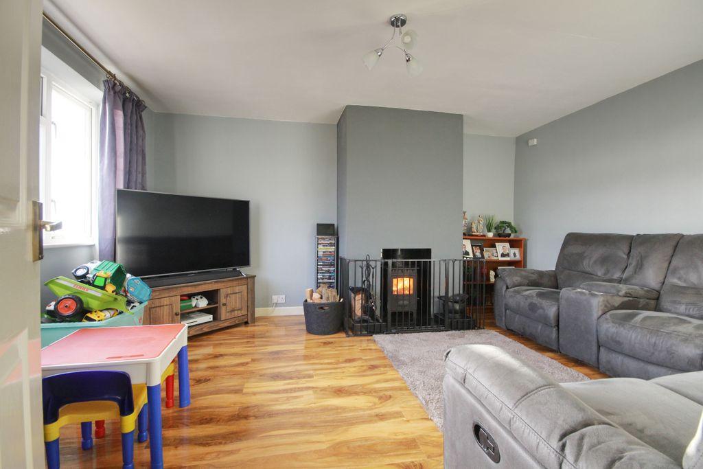 Gorwell Road, Barnstaple EX32 7HR 3 bed terraced house £185,000