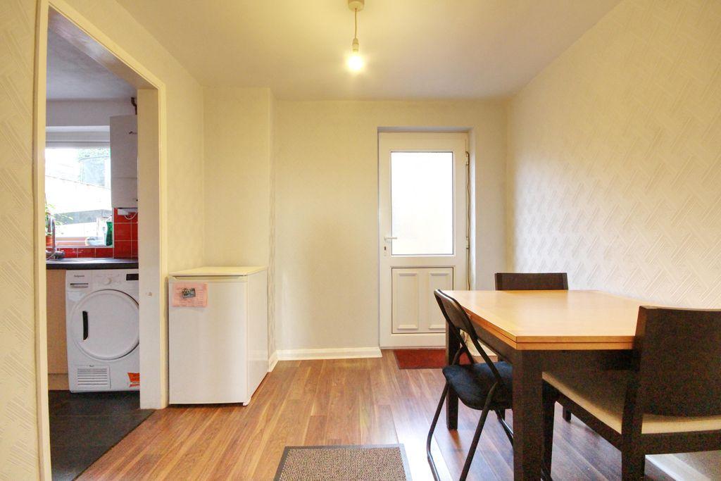 Gorwell Road, Barnstaple EX32 7HR 3 bed terraced house £185,000