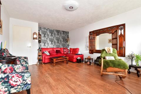 35 Waterfield Close, Belvedere, DA17 6LB